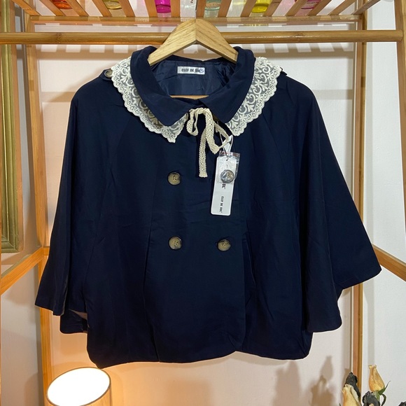 Cape Coat.Size - S-L - Picture 3 of 12